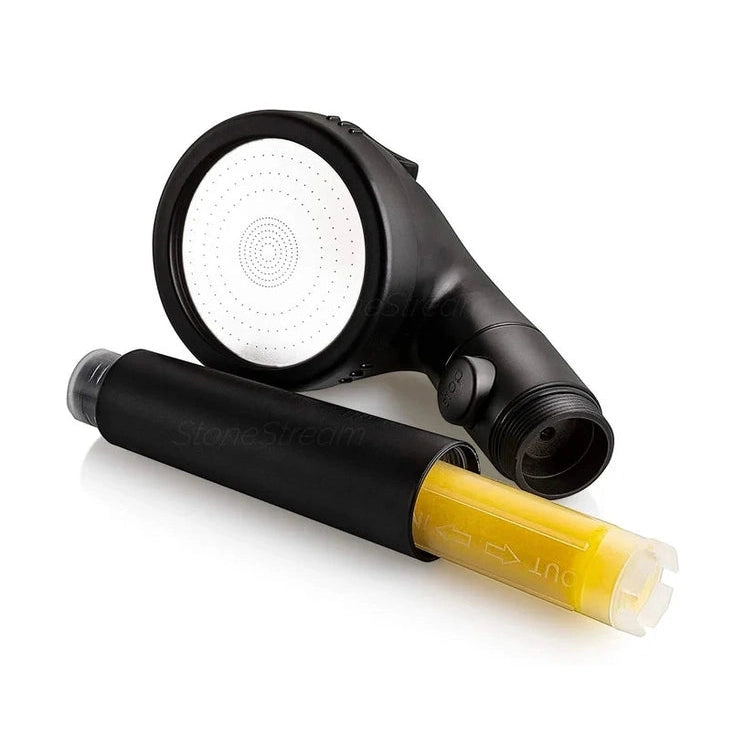 uaGlow™ - douchette filtrante et filtre Vitamine C remplaçable détaché